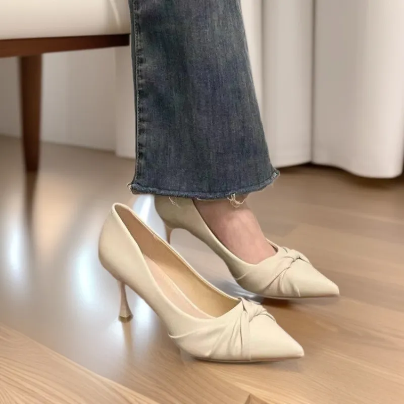 High-Heeled Women 2026 Spring And Summer New Pointed Commuting Professional Single Shoes Shallow Fine Fashion Shoes HZ0115