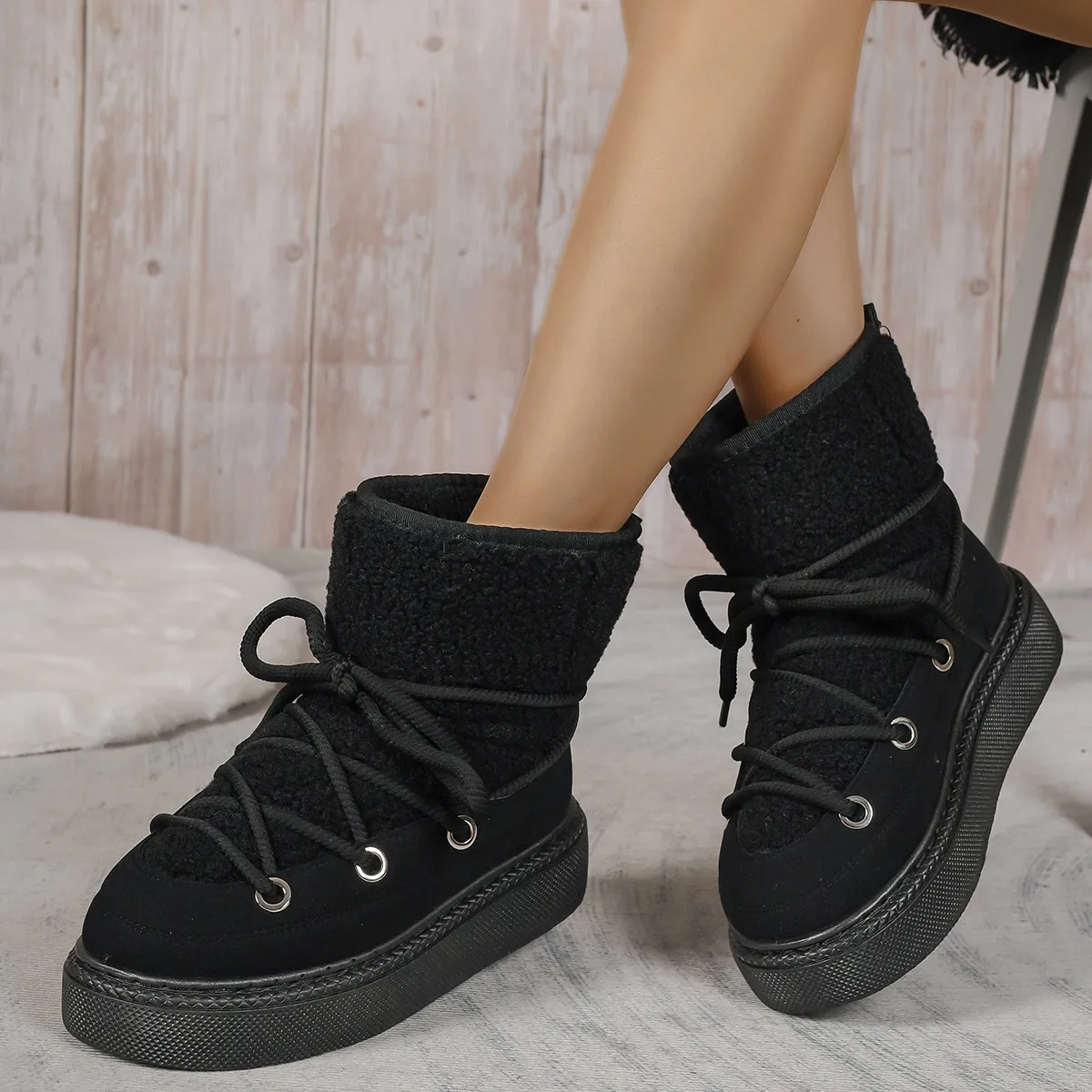 Large-Size Thick-Bottomed Cross-Tie Snow Boots Women 2025 Winter New Thick To Keep Warm Leisure Cotton Boots HZ0115