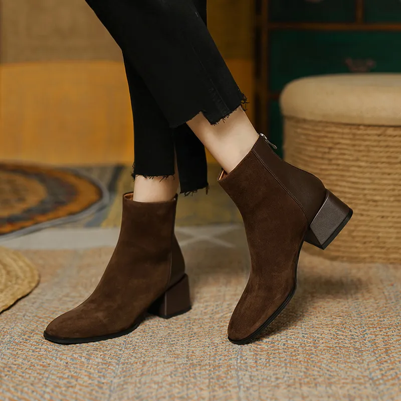 Commuter Retro Style ~ Chelsea Short Boots Women New Frosted Coarse Boots And Ankle Boots HZ0115