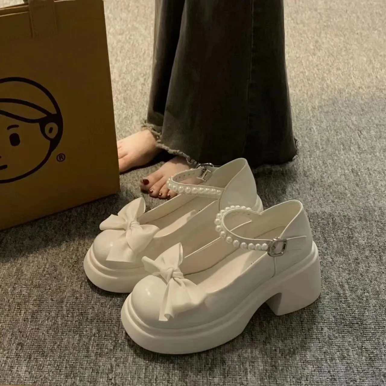 Mary Jane Small Leather Shoes Women Thick Soles Raised Sweet Bows Shallow Single Shoes Buckle English Style Women's Shoes HZ0115